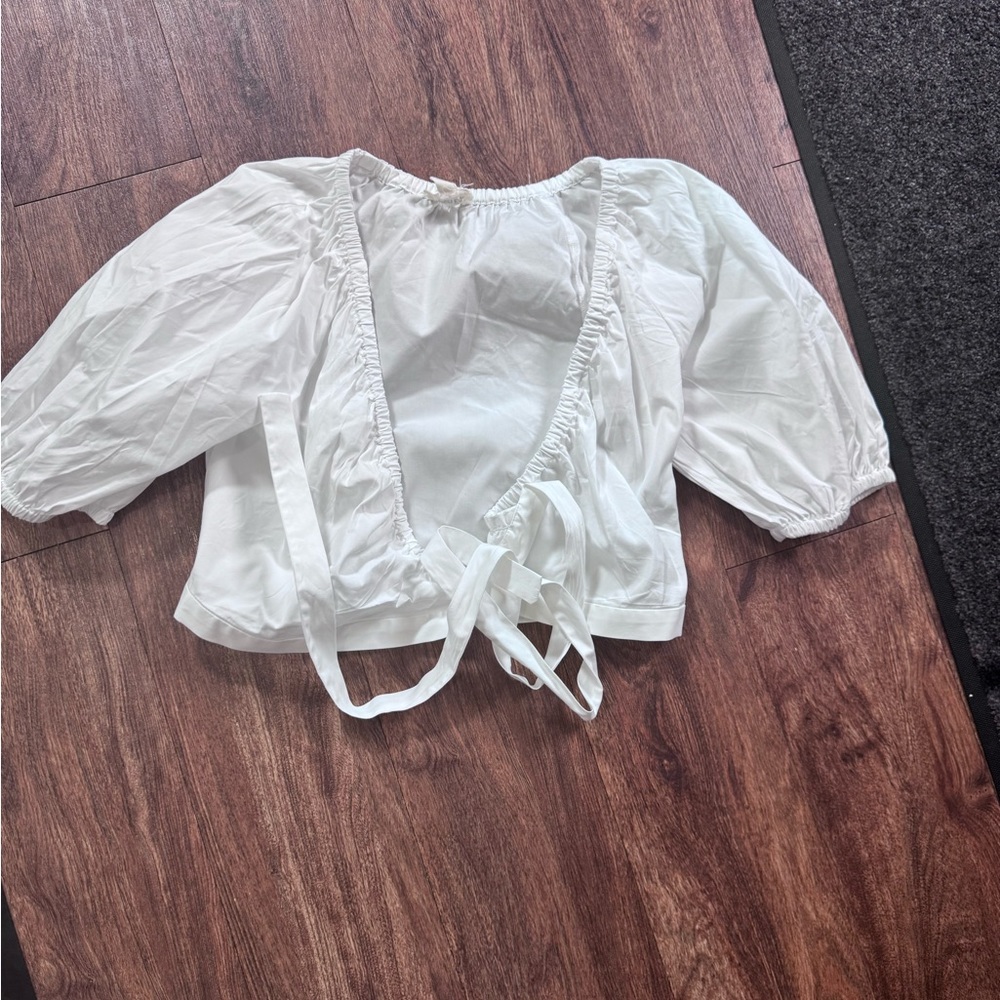 Off-Shoulder White Crop Top — Women's Stylish Summer Top - Picture 3 of 4